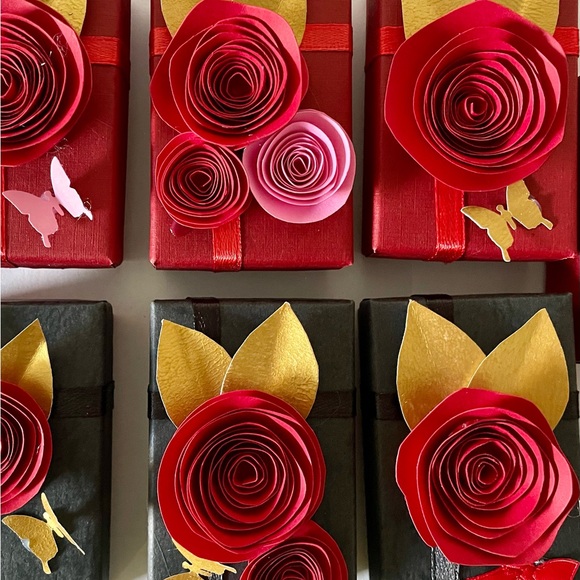 8 jewelry boxes - Picture 3 of 3